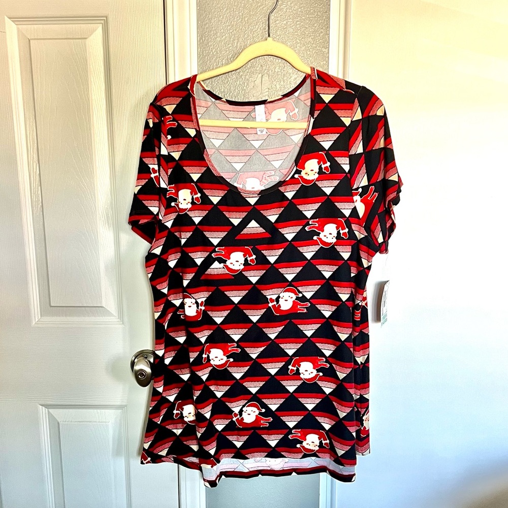 NWT LuLaRoe Holiday 🎅🏼 Classic T - 2XL